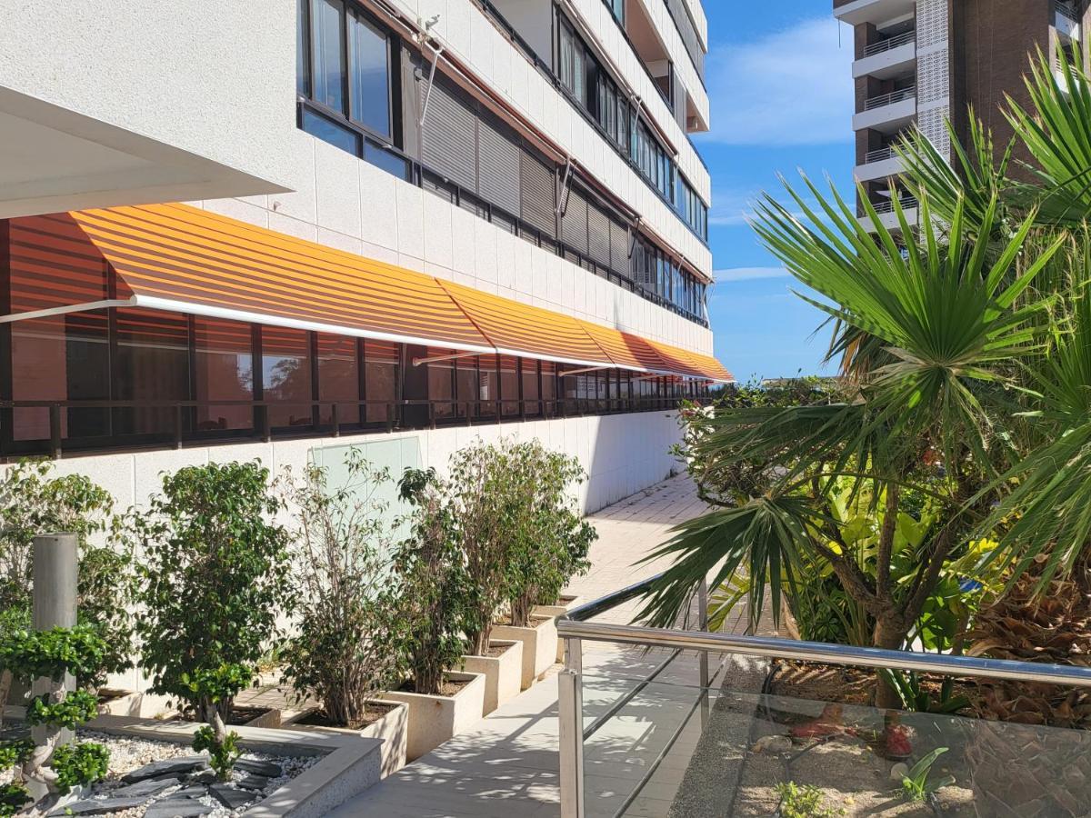 Trinisol II Private Apartments With Sea View Benidorm Exterior photo